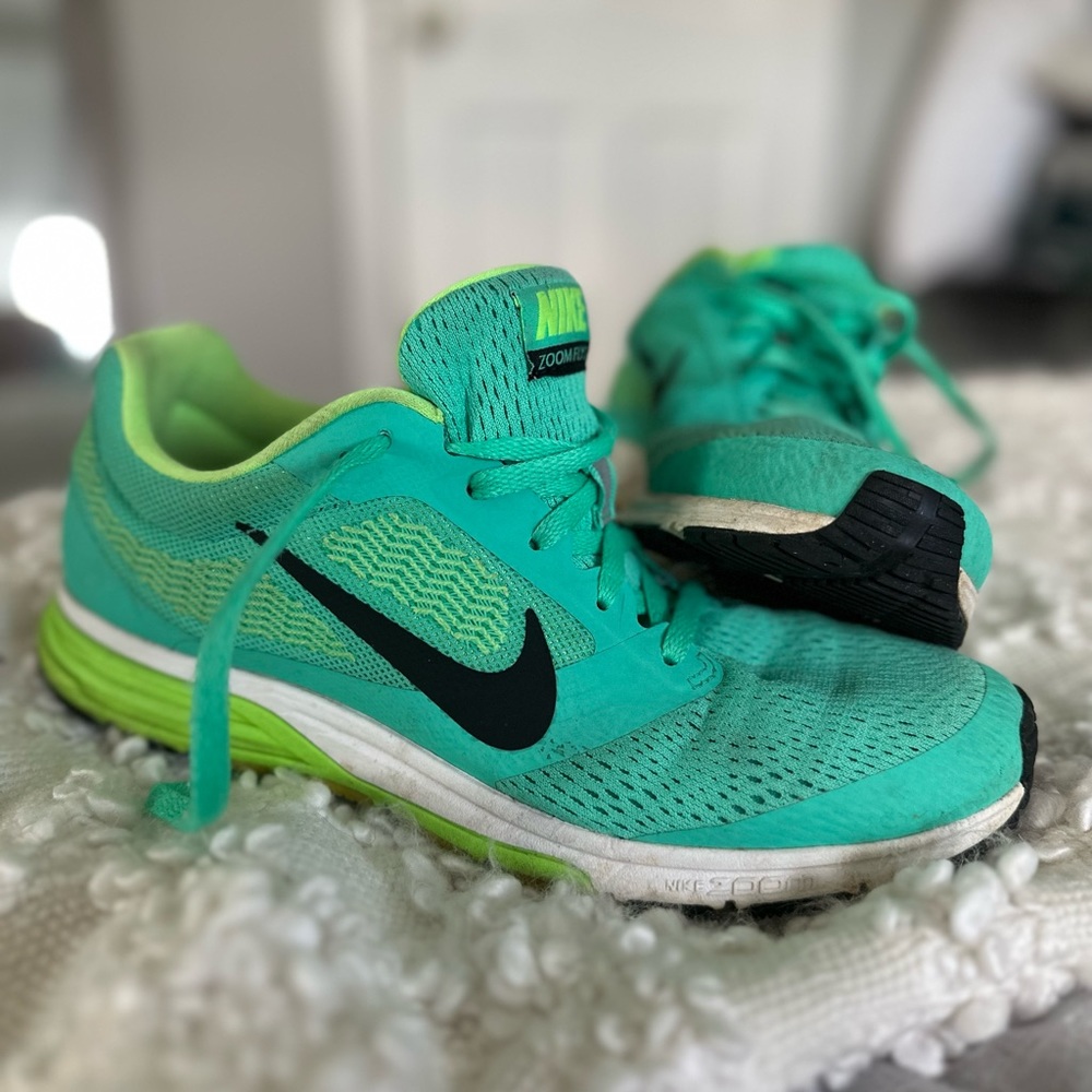 Nike Women’s Zoom Fly 2